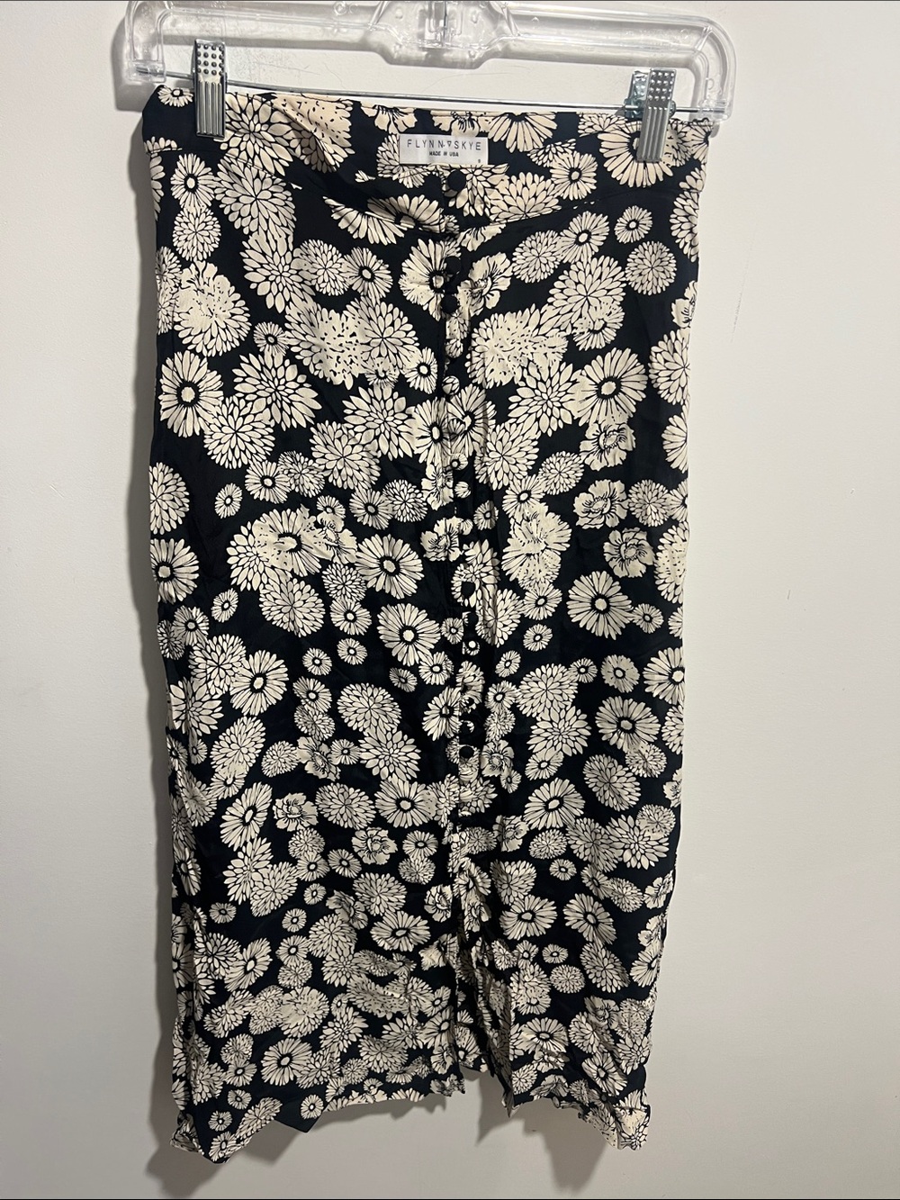 Flynn Skye Black & Cream Floral Button-Front Skirt Size Small